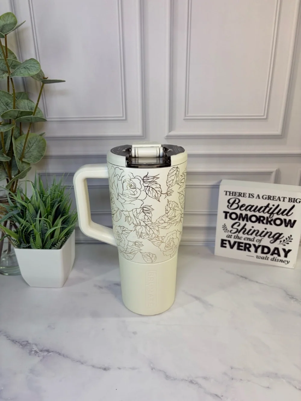 Brumate Enchanted Rose Muv 25oz BNWT